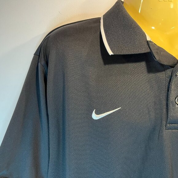 Nike Hockey Men's North Dakota Fighting Sioux UND Sports Polo Shirt - Size XL - Picture 3 of 6